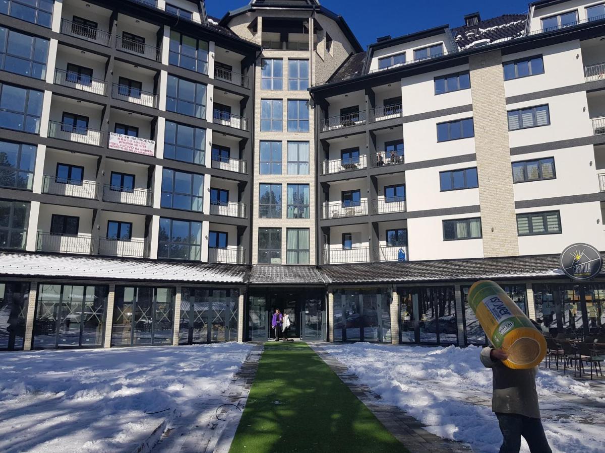 Mb Lux Apartmani 兹拉蒂博尔 外观 照片